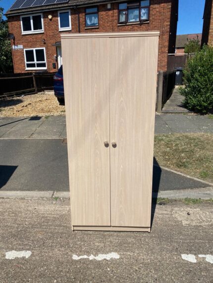 2x wardrobes